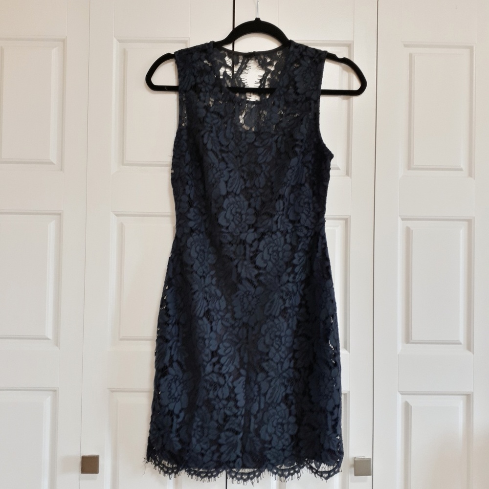 Banana Republic Navy Sheath Dress Lace Sleeveless - Picture 3 of 6
